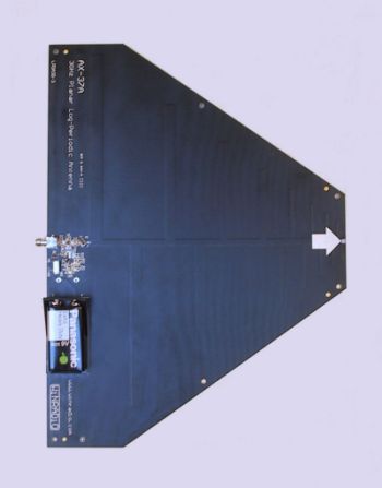 AX-37A planar log-periodic antenna